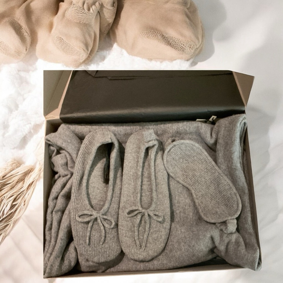 Massimo Dutti Intimates & Sleepwear Massimo Dutti 3 Pc Gift Box